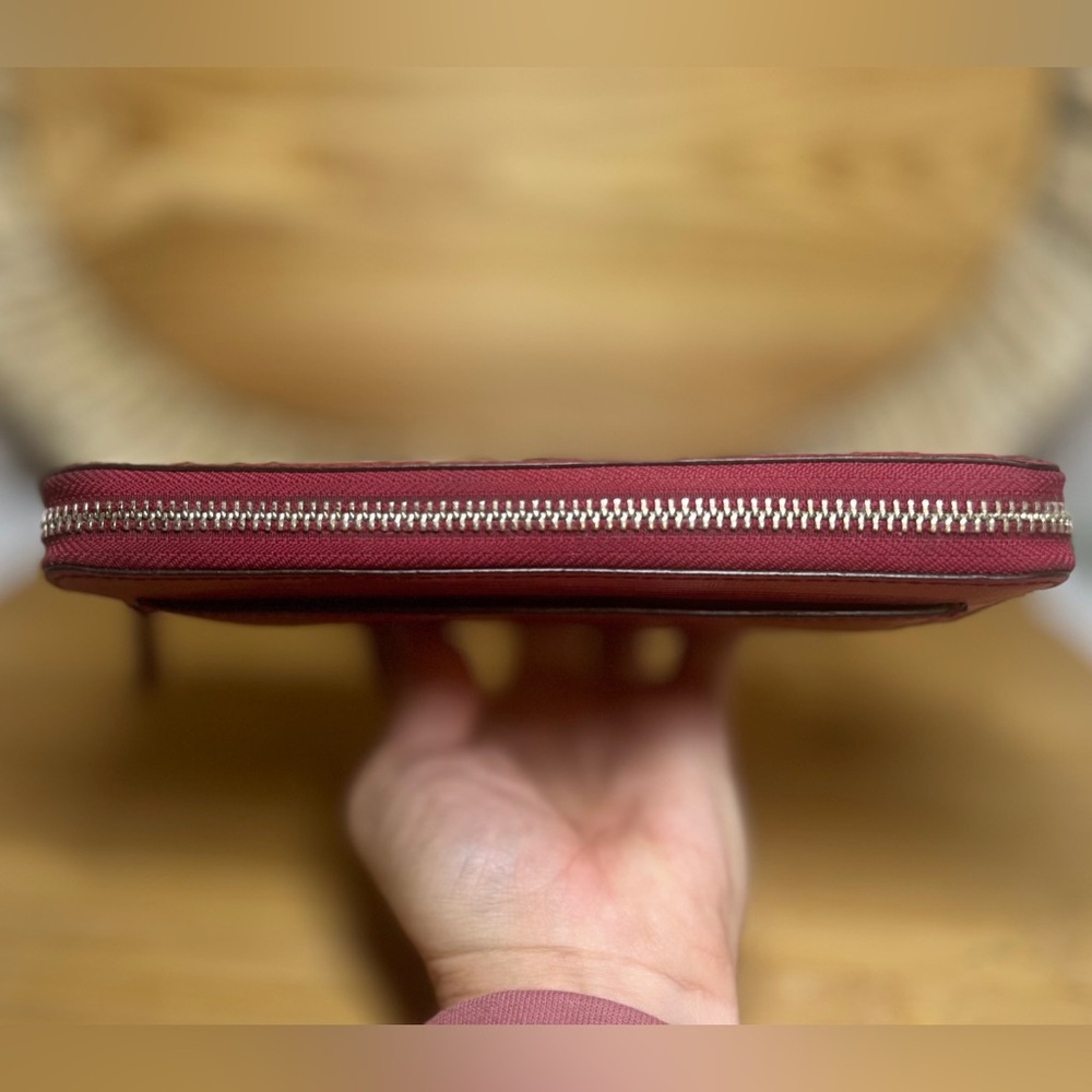 Coach Darcy Shiny Saffiano Leather Long Zip Around Wallet F50438 Fuchsia - Picture 4 of 13